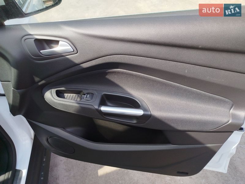 Мінівен Ford C-Max 2015 в Красилові