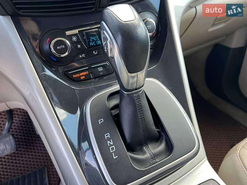 Минивэн Ford C-Max 2013 в Львове