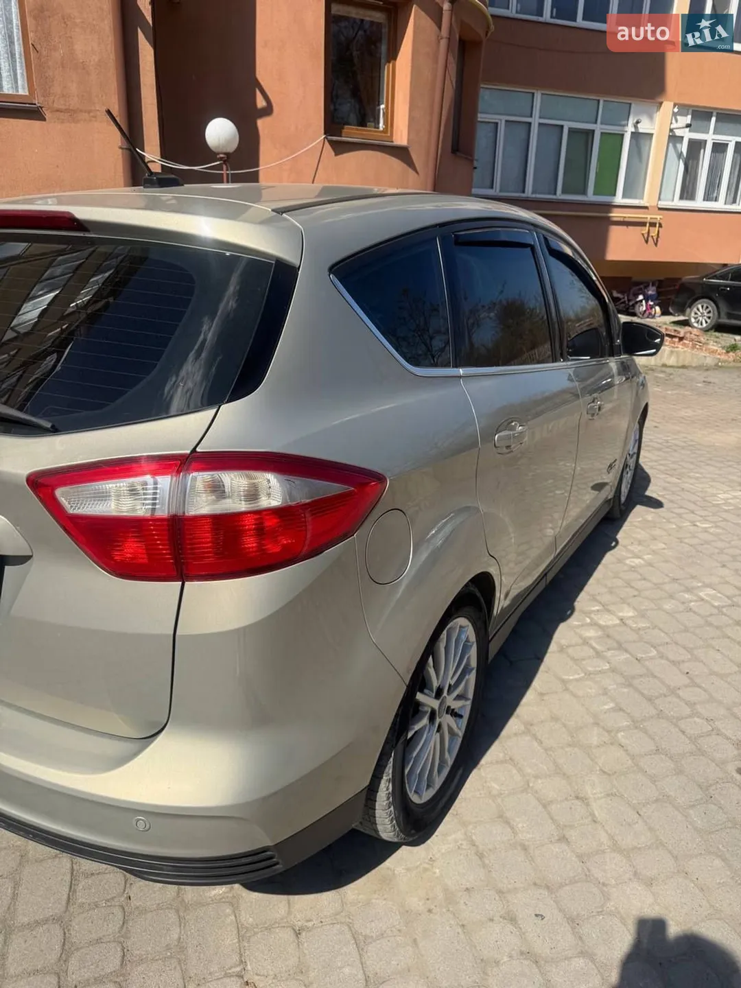 2015 Ford C-MAX - мініатюра 33