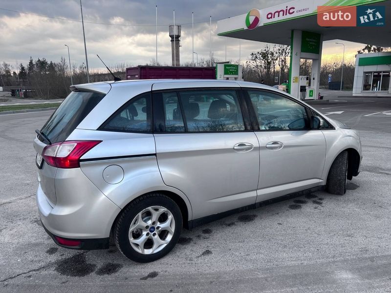 Минивэн Ford C-Max 2012 в Киеве