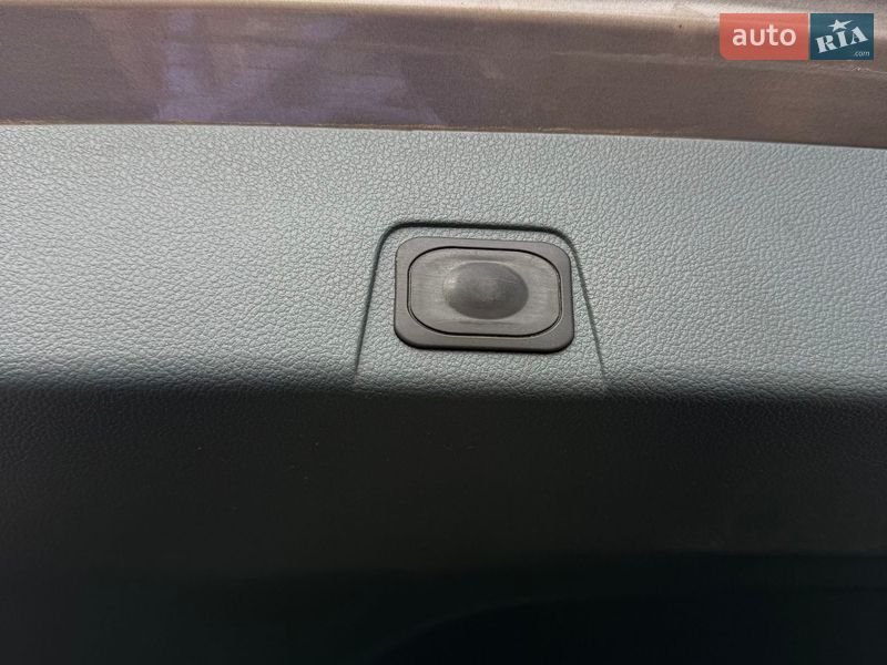 Минивэн Ford C-Max 2012 в Луцке
