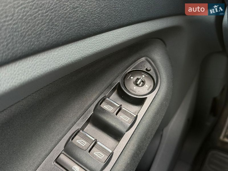 Минивэн Ford C-Max 2012 в Луцке