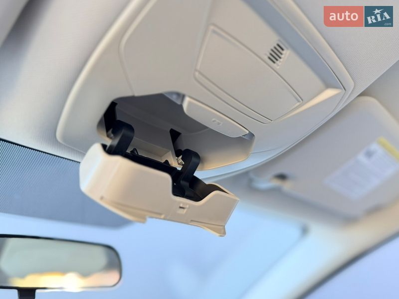 Мінівен Ford C-Max 2017 в Києві