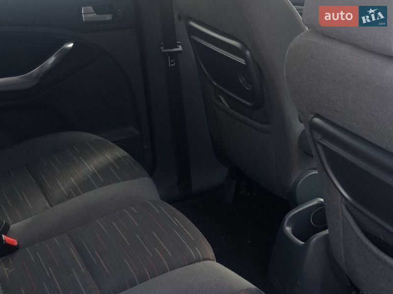 Минивэн Ford C-Max 2009 в Ровно