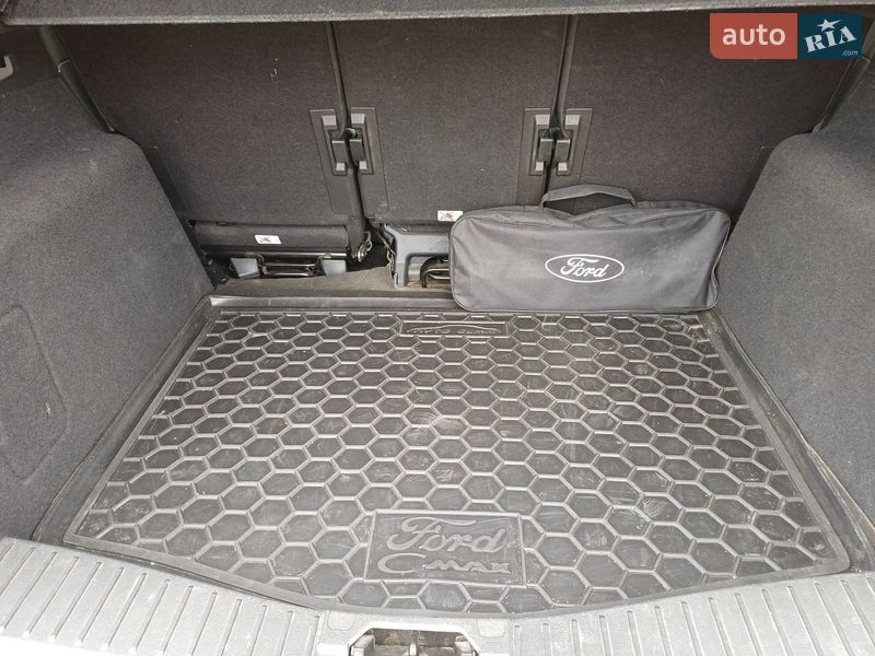 Минивэн Ford C-Max 2016 в Бердичеве