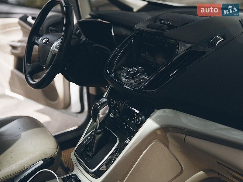 Минивэн Ford C-Max 2015 в Измаиле