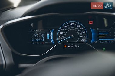 Минивэн Ford C-Max 2015 в Измаиле
