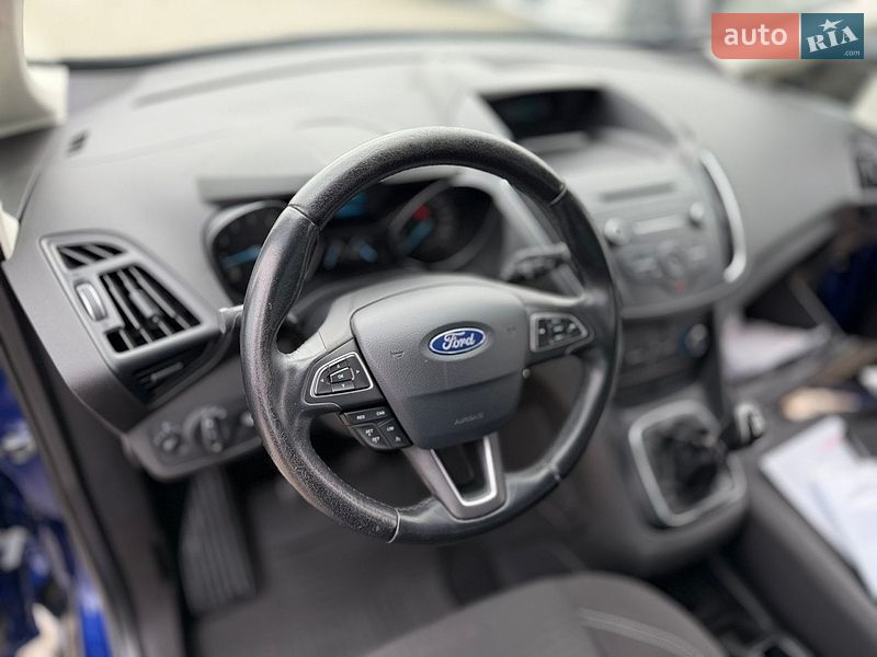 Минивэн Ford C-Max 2017 в Ивано-Франковске