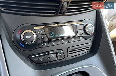 Мінівен Ford C-Max 2016 в Києві