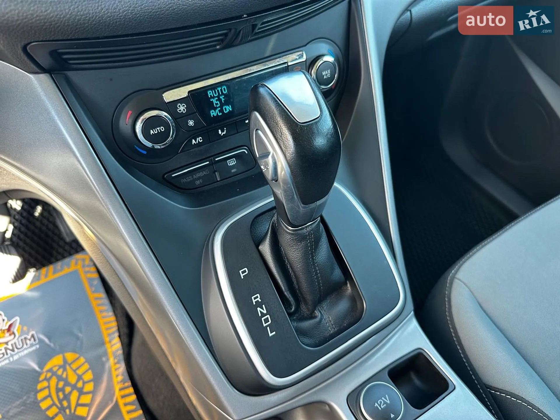 2013 Ford C-MAX - мініатюра 21