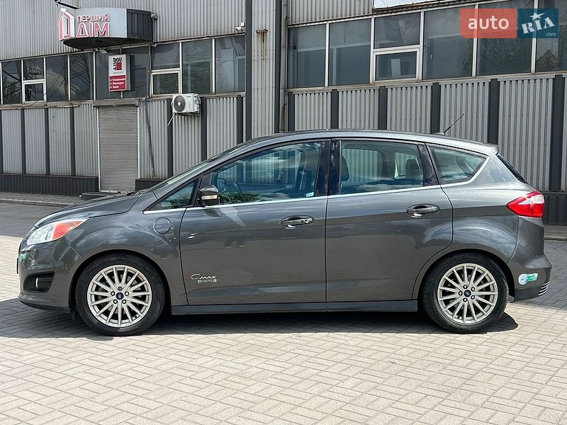 Мінівен Ford C-Max 2016 в Запоріжжі