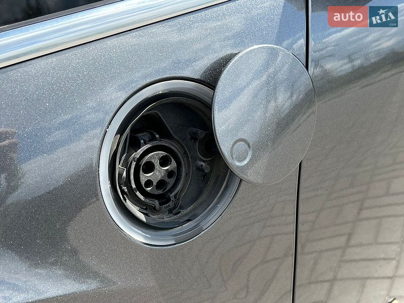 Мінівен Ford C-Max 2016 в Запоріжжі