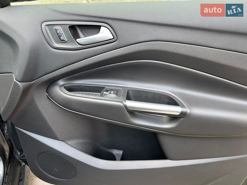 Мінівен Ford C-Max 2016 в Запоріжжі