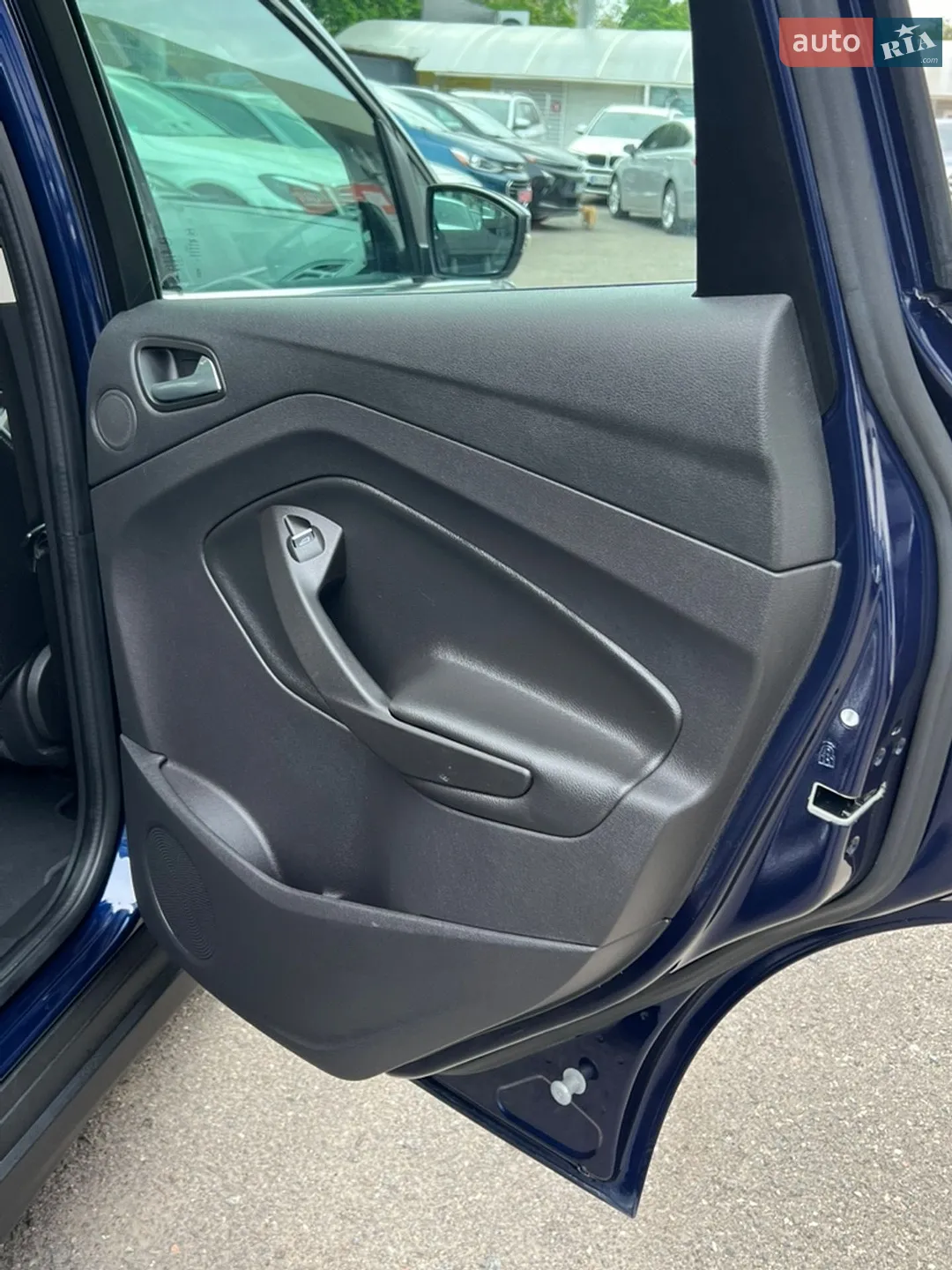 2016 Ford C-MAX - мініатюра 32