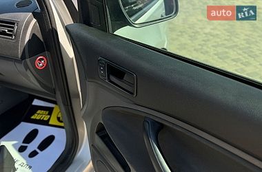 Минивэн Ford C-Max 2008 в Мукачево