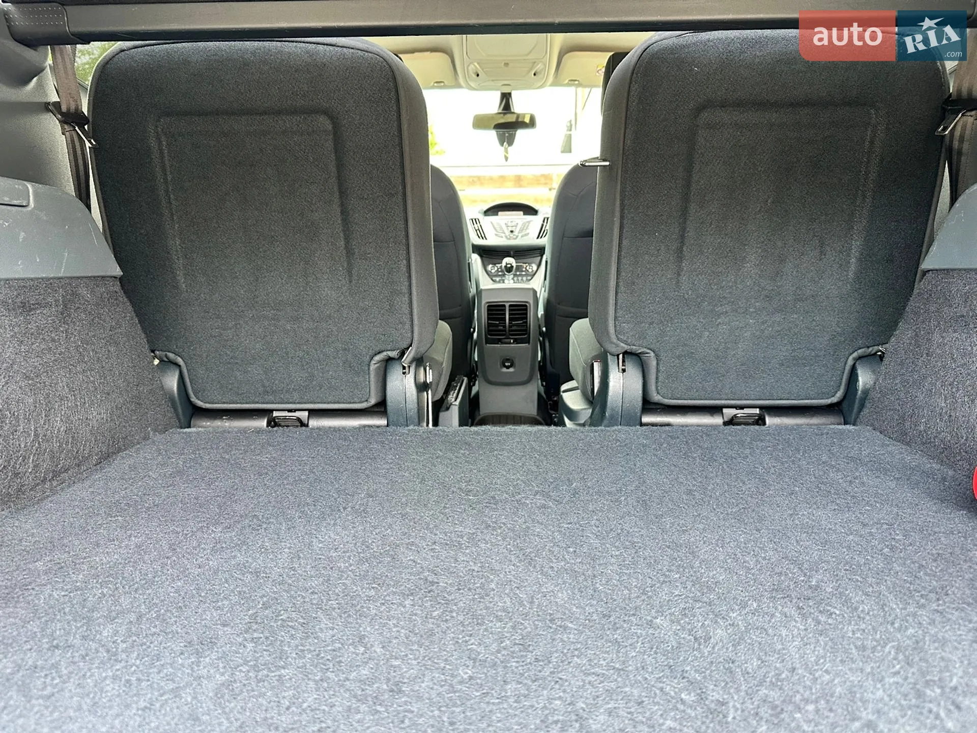 2015 Ford C-MAX - мініатюра 131