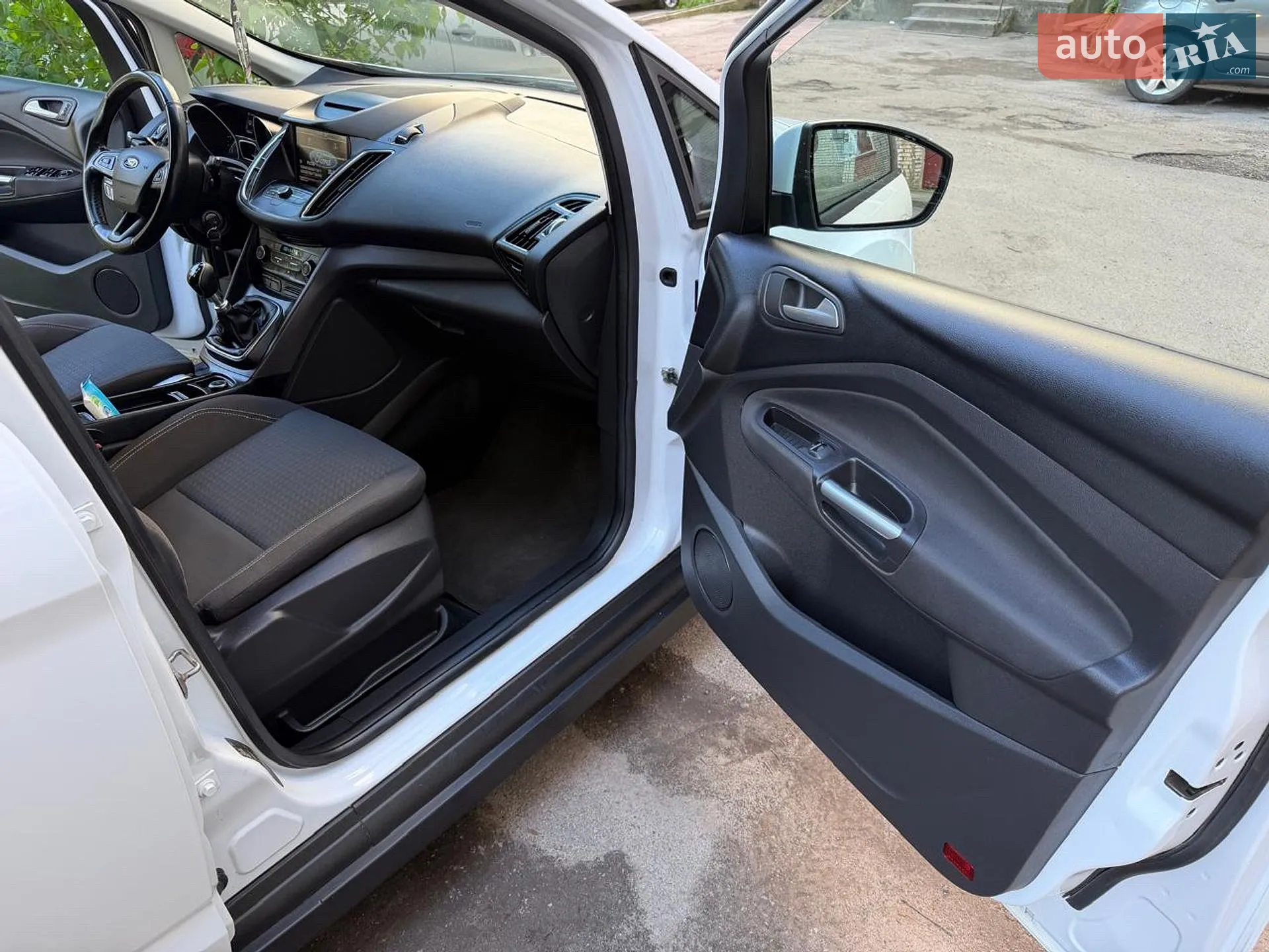 2015 Ford C-MAX - мініатюра 33