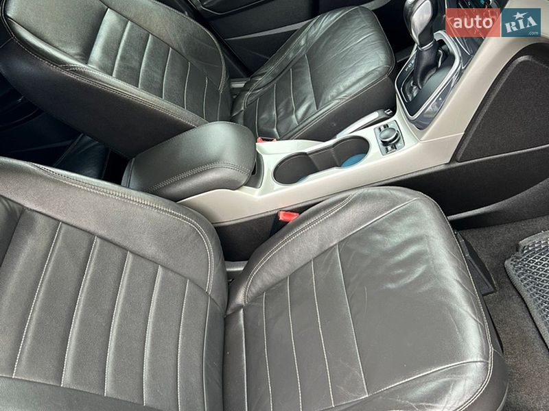 Минивэн Ford C-Max 2013 в Киеве