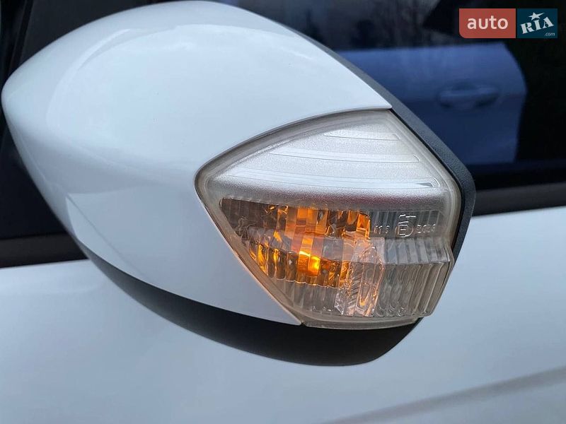 Минивэн Ford C-Max 2013 в Харькове