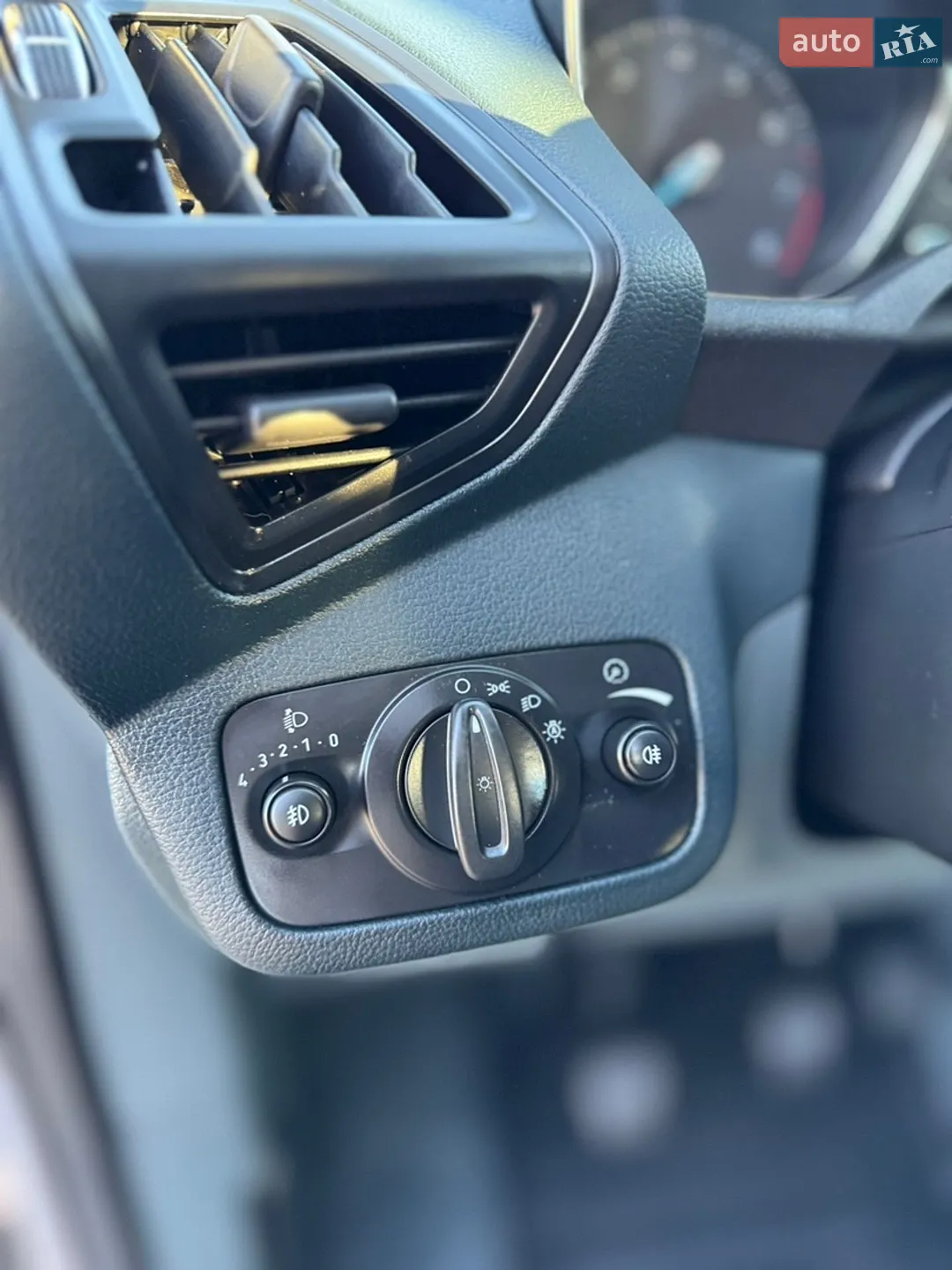 2010 Ford C-MAX - мініатюра 20