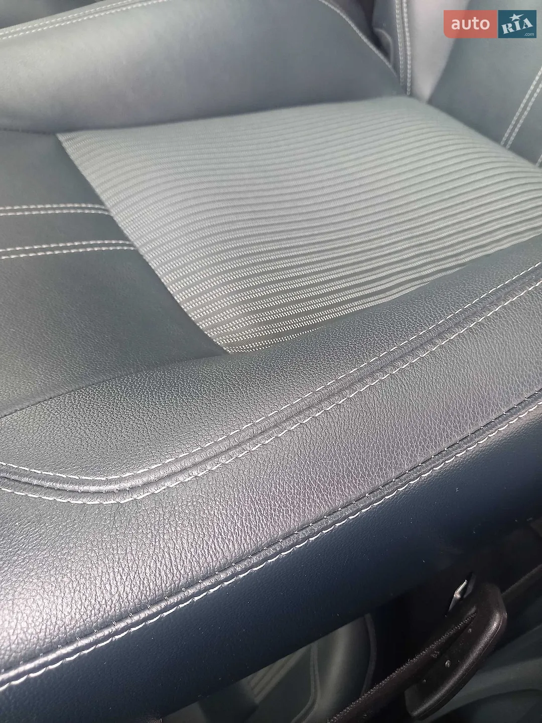 2013 Ford C-MAX - мініатюра 21