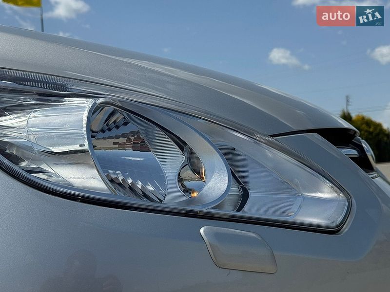 Мінівен Ford C-Max 2011 в Стрию