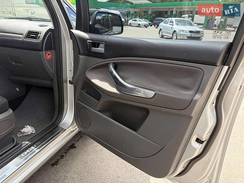 Мінівен Ford C-Max 2010 в Києві