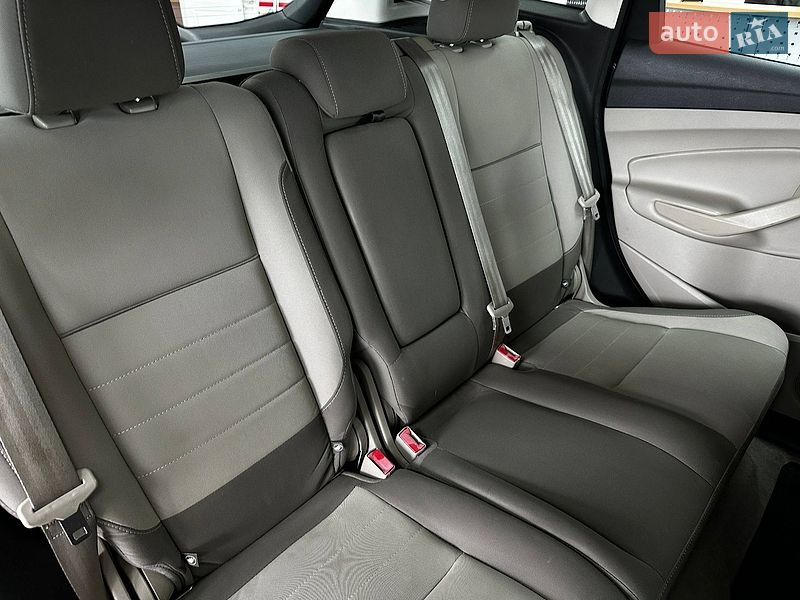 Минивэн Ford C-Max 2015 в Киеве