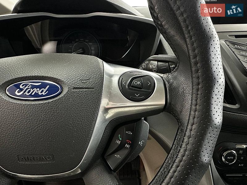 Минивэн Ford C-Max 2015 в Киеве
