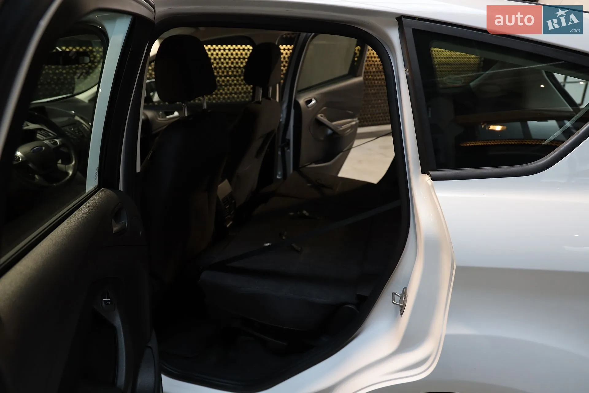 2016 Ford C-MAX - мініатюра 24
