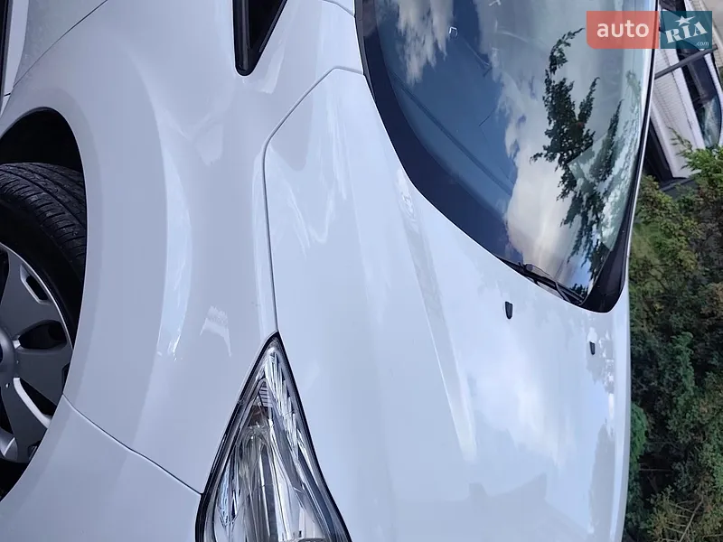 Ford C-Max 2015 VIN WF0JXXGCBJFK23441 фото оголошення 19 з 74