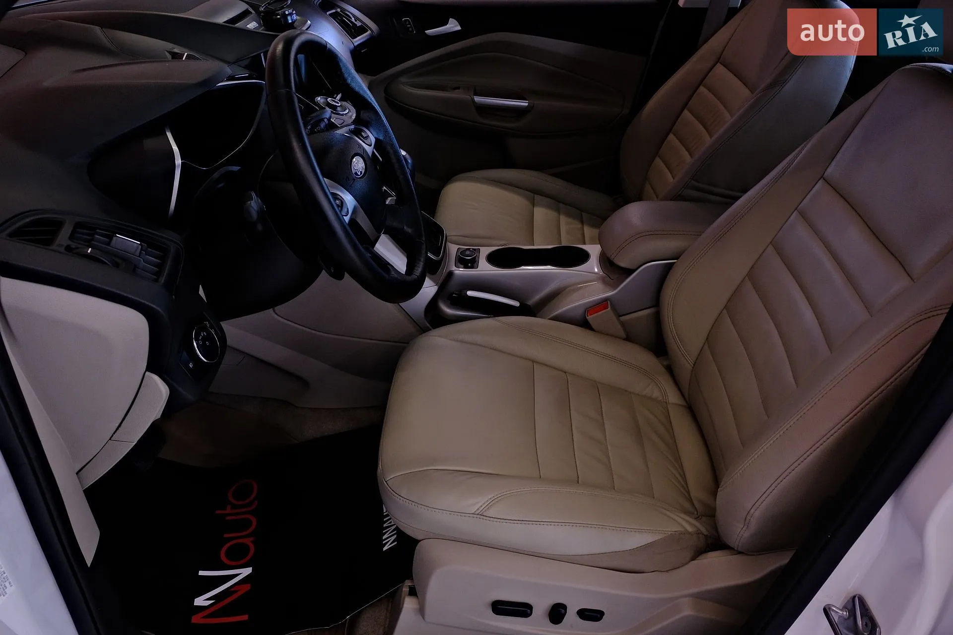 2014 Ford C-MAX - мініатюра 25