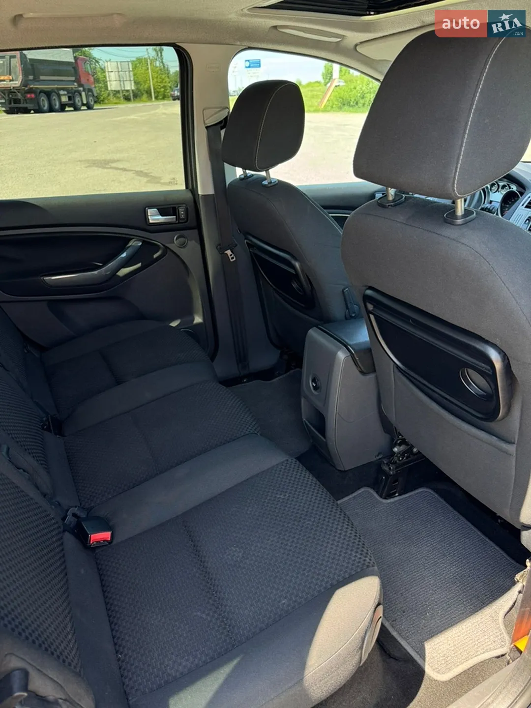 2010 Ford C-MAX - мініатюра 10