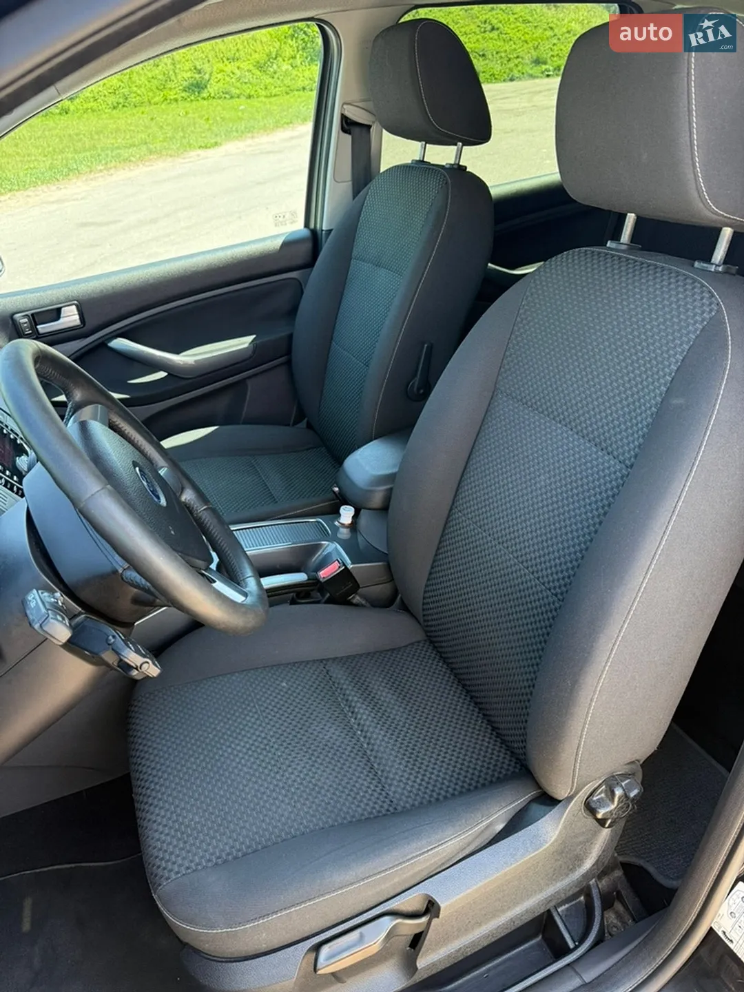 2010 Ford C-MAX - мініатюра 21