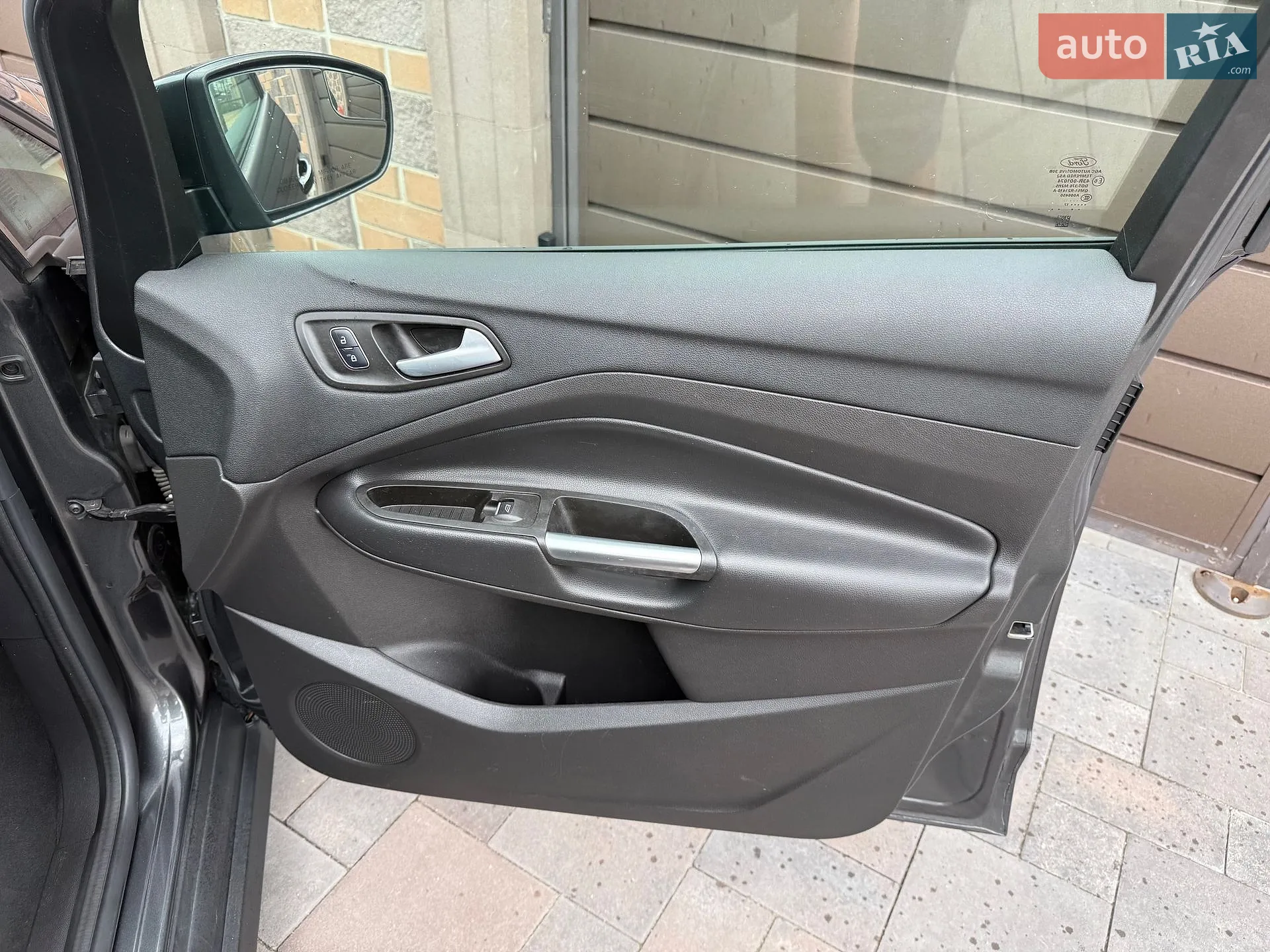 2017 Ford C-MAX - мініатюра 33