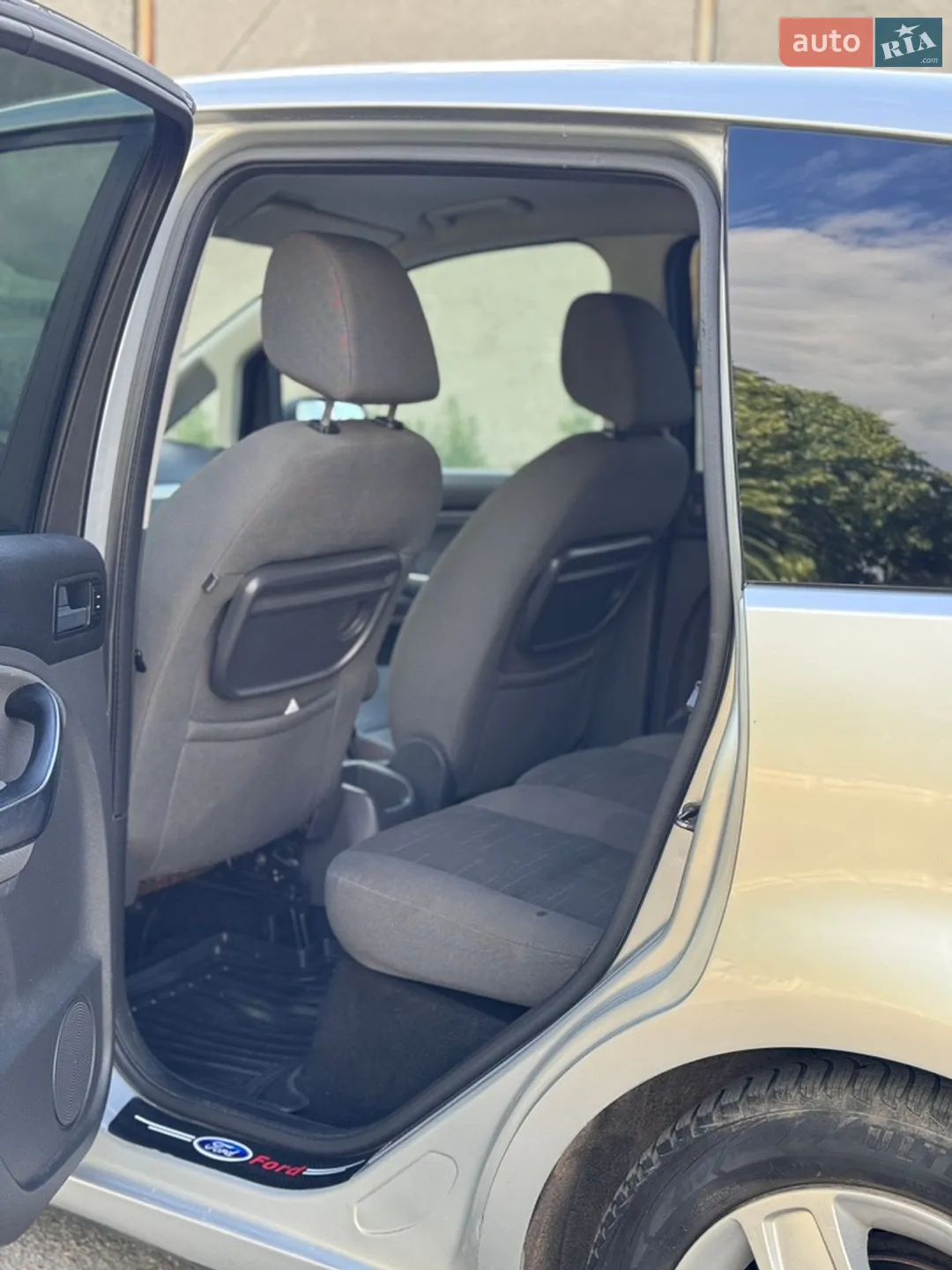 2010 Ford C-MAX - мініатюра 8