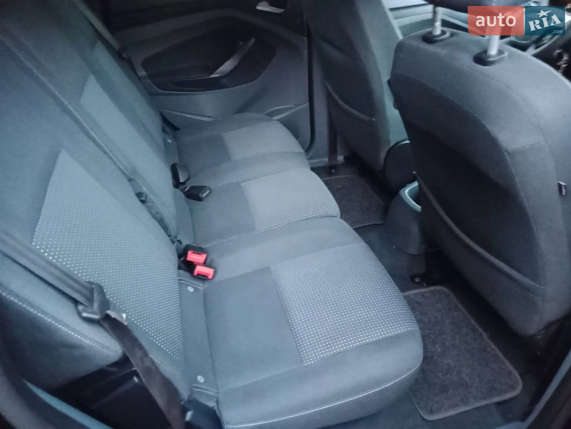 2011 Ford C-MAX - мініатюра 20