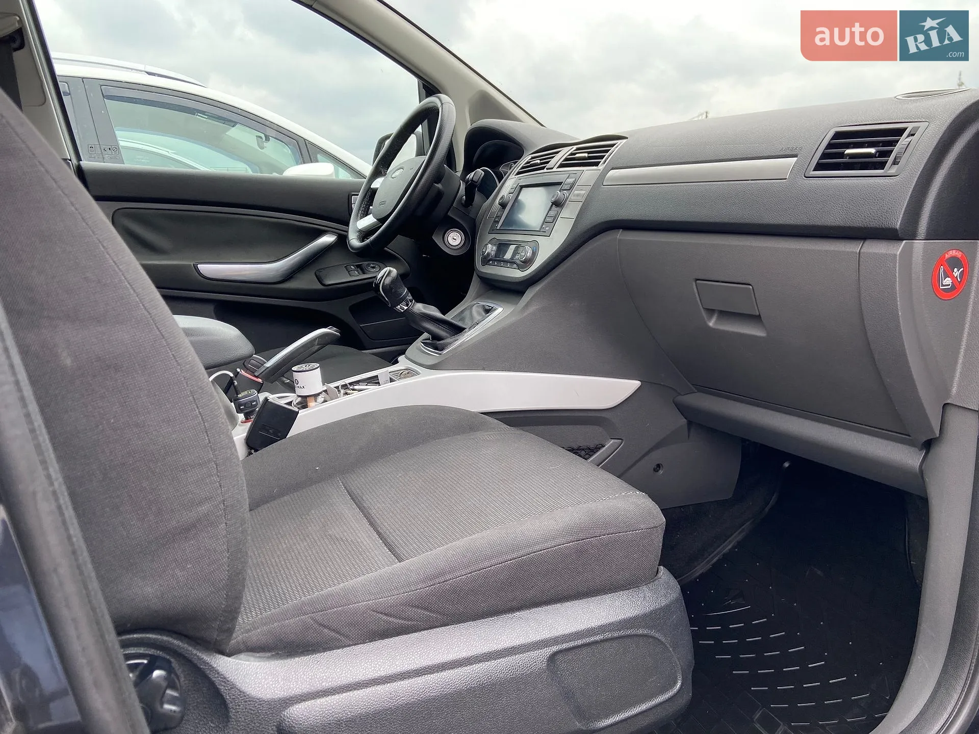 2010 Ford C-MAX - мініатюра 11