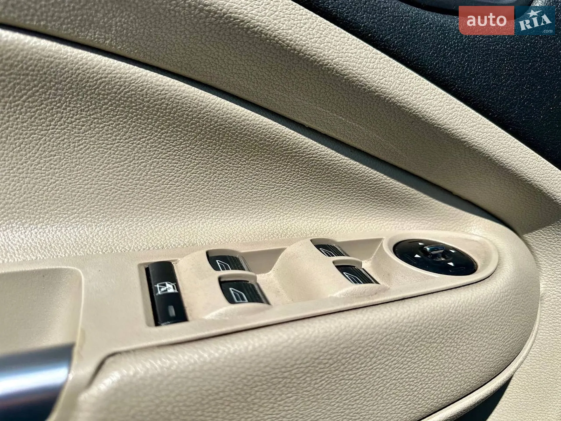 2013 Ford C-MAX - мініатюра 26