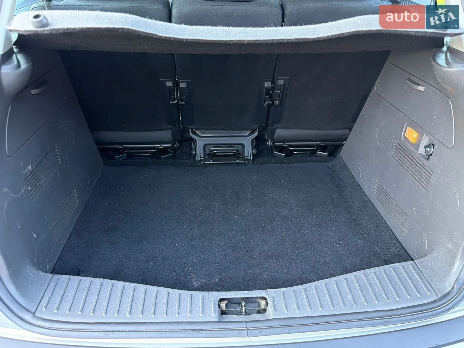 2010 Ford C-MAX - мініатюра 21