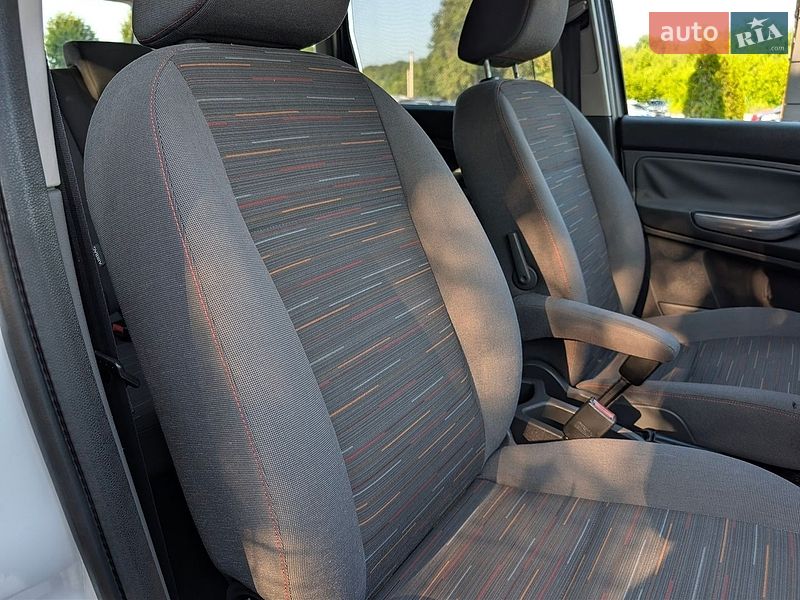 Минивэн Ford C-Max 2010 в Дрогобыче