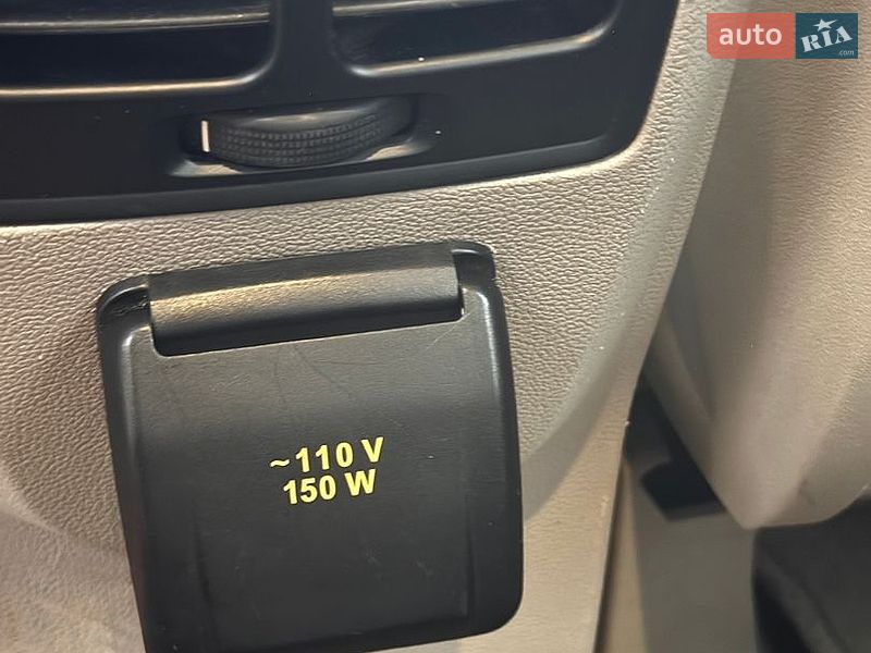 Мінівен Ford C-Max 2014 в Києві
