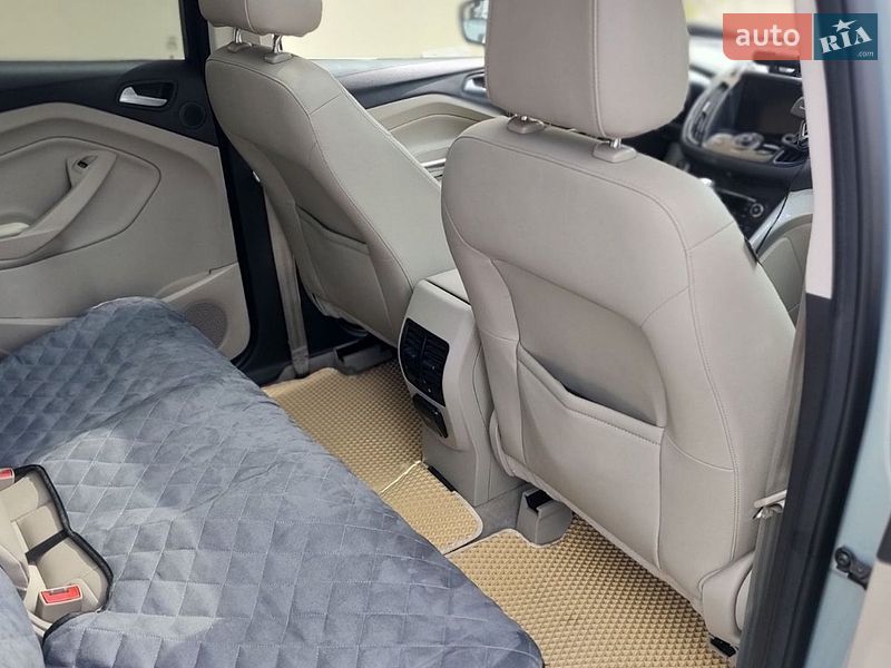 Минивэн Ford C-Max 2013 в Павлограде