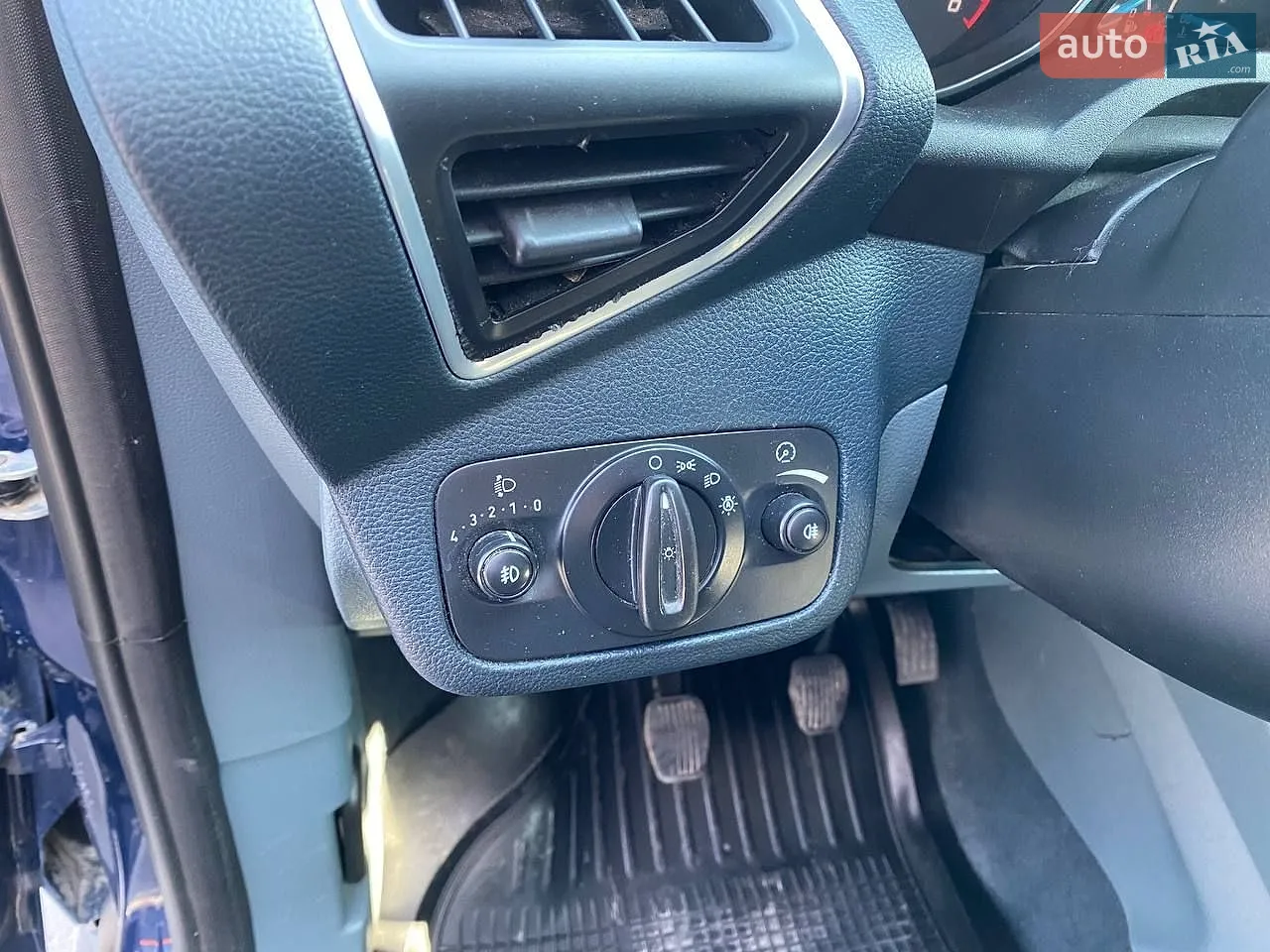 2011 Ford C-MAX - мініатюра 11