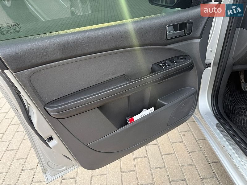 Мінівен Ford C-Max 2006 в Житомирі