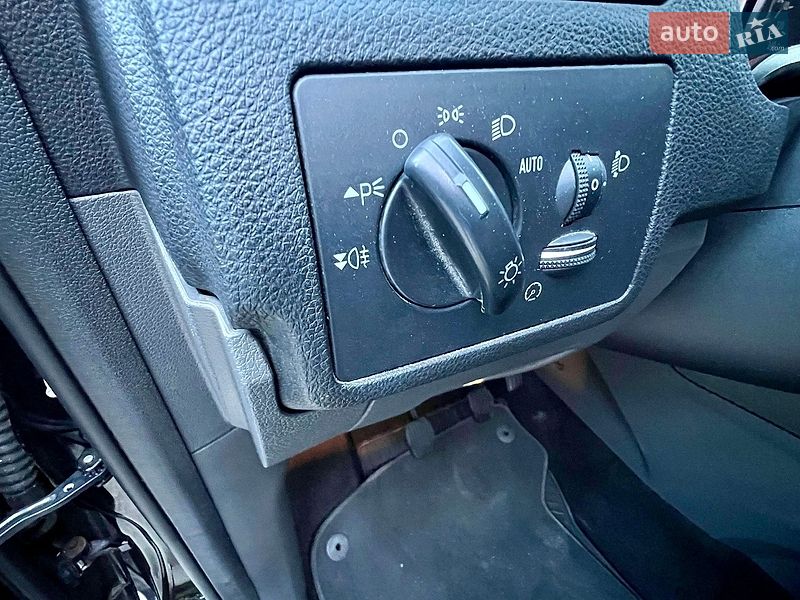 Минивэн Ford C-Max 2009 в Умани