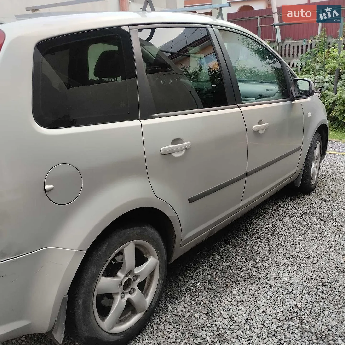 2010 Ford C-MAX - фото 1