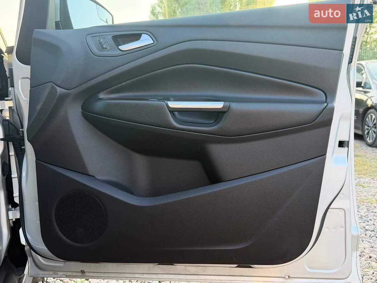 2017 Ford C-MAX - мініатюра 32