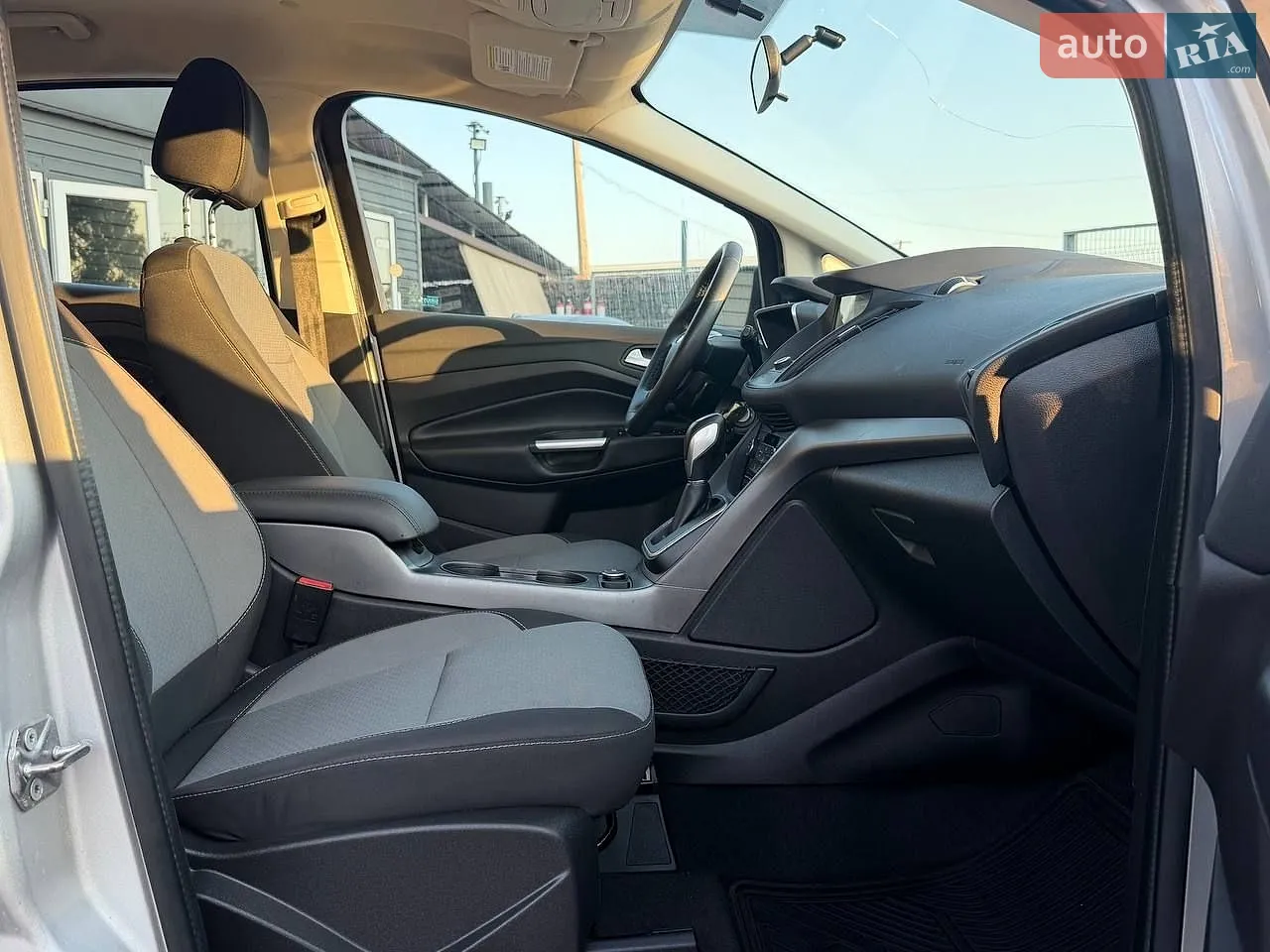 2017 Ford C-MAX - мініатюра 35