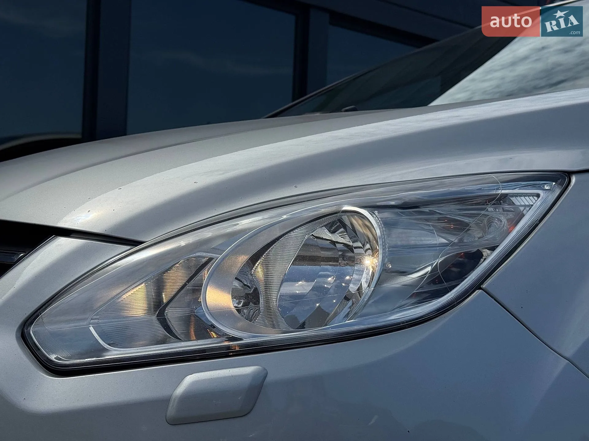 2011 Ford C-MAX - мініатюра 11